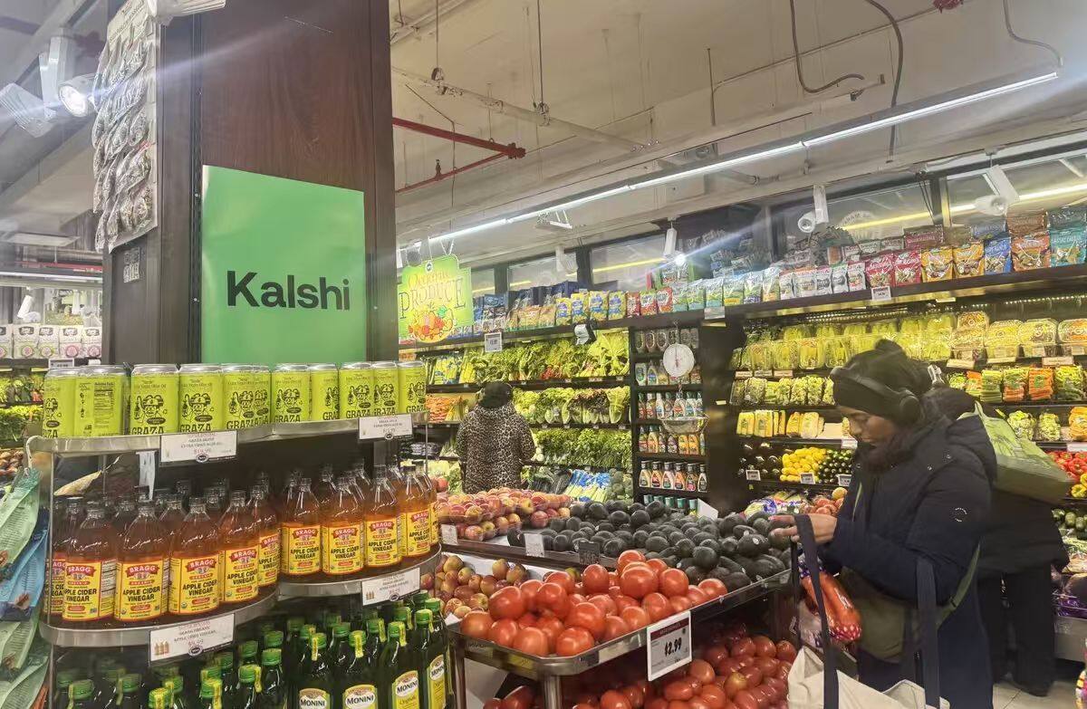 纽约「送鸡蛋」大战:Polymarket开店、Kalshi发券,巨头们打的什么算盘?缩略图 纽约「送鸡蛋」大战:Polymarket开店、Kalshi发券,巨头们打的什么算盘?缩略图